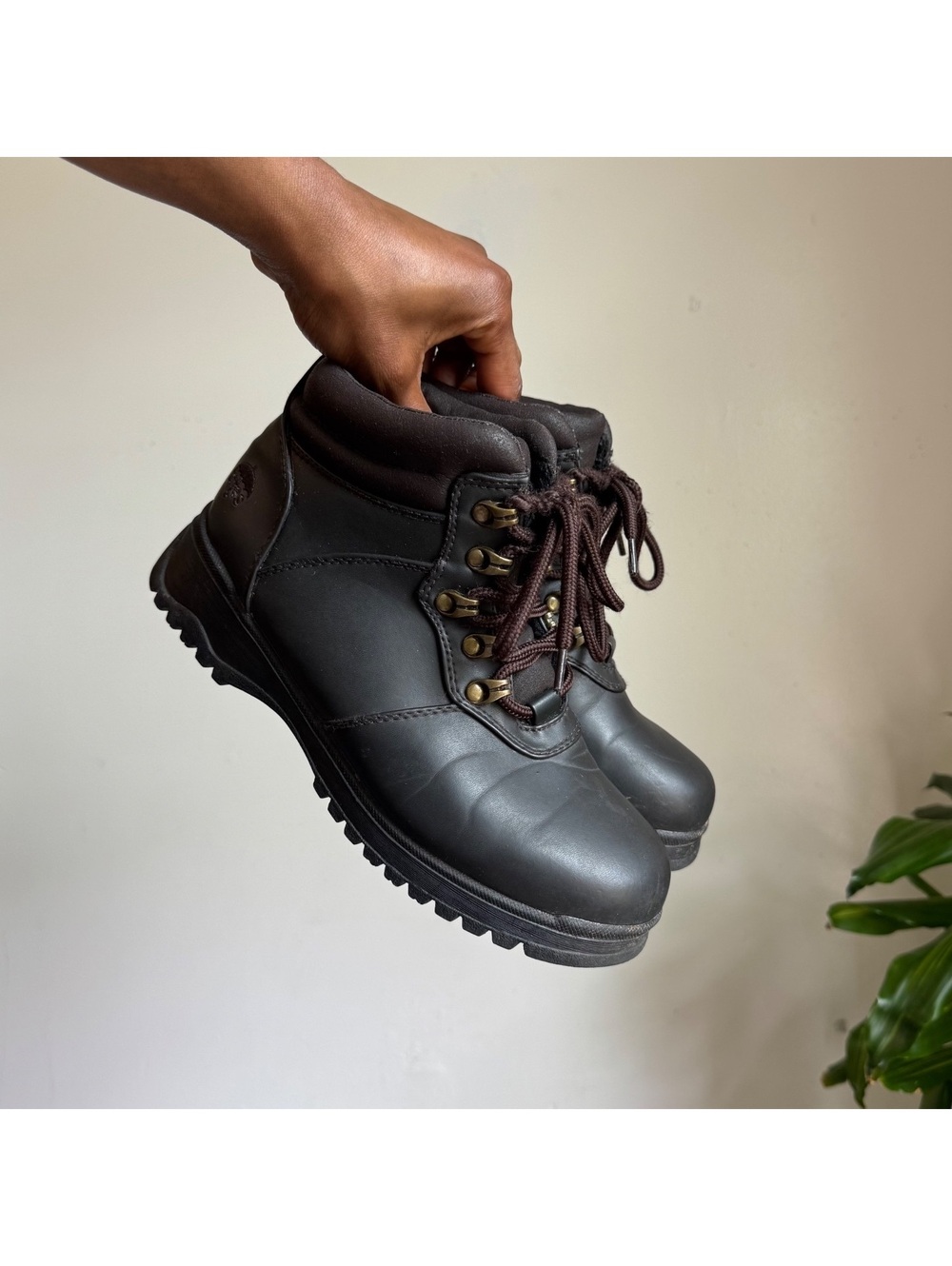 Vintage Totes Stomper hiking Boots Women’s US 9W Brown Fur Lined Chunky Lug Sole